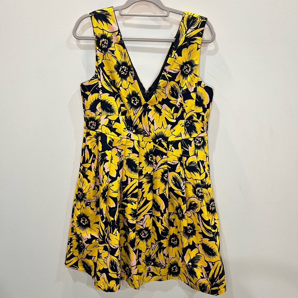 J Crew Sleeveless Pleated Fit and Flare Dress Size‎ 14 Bold Yellow Navy Floral